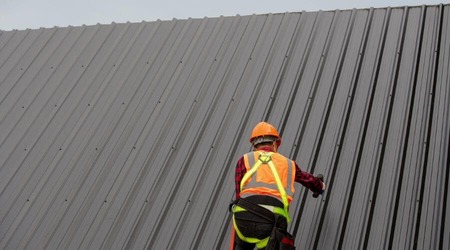 Professional gutter cleaning in Haileyville, OK